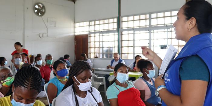 Histórica entrega de indemnizaciones en Riosucio (Chocó) Punto de Atención conocido como Casita Azul de Riosucio, víctimas recibieron la indemnización en resarcimiento por las afectaciones causadas por el conflicto