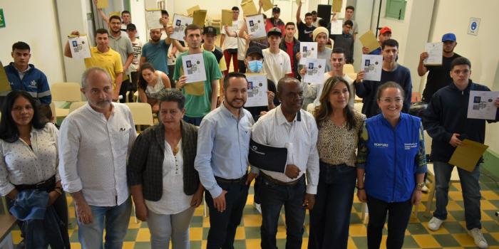  Entrega de libretas militares a víctimas en el municipio de Rionegro