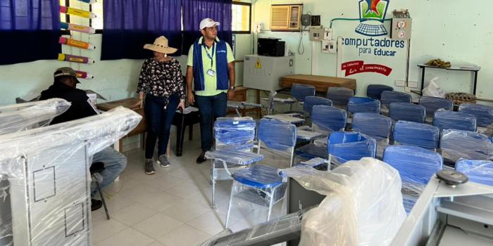 Entrega de elementos educativos para la institución educativa San Mateo y sus sedes, la territorial Sucre