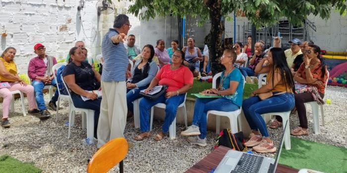 Jornada de formación en economía solidaria con énfasis en conocimiento cooperativo y empresarial 