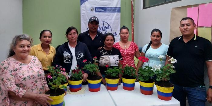 Colombianos víctimas en Ecuador recibieron atención psicosocial La implementación de la estrategia “Raíces” incidió positivamente en la recuperación emocional de 26 personas afectadas por el conflicto armado y por los procesos migratorios.