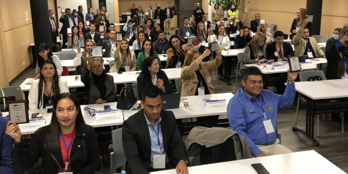 Entrega Certificación Territorial 2021 a gobernaciones, ciudades capitales y municipios priorizados que tuvieron un nivel de contribución ejemplar en la implementación de la Política Pública de Víctimas (PPV). 