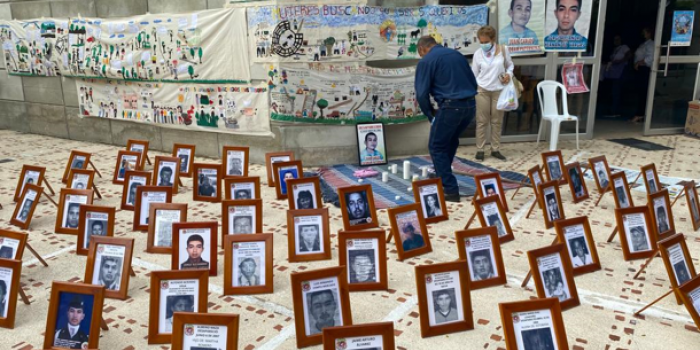 Galería Itinerante de la Memoria en la Plaza Caribe de la Gobernación de Sucre   