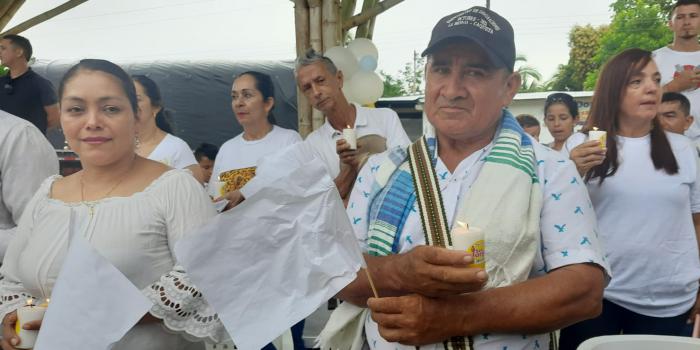 Así fue la jornada de duelo colectivo en Puerto Torres Las víctimas hicieron una velatón y recordaron a sus familiares desaparecidos en medio del conflicto en Puerto Torres.