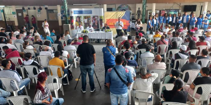 Masiva participación de víctimas en entrega de indemnizaciones en Antioquia