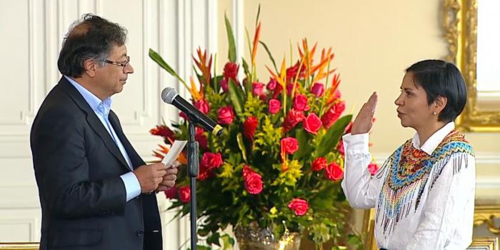 ¿Quién es Patricia Tobón Yagarí, nueva directora de la Unidad para las Víctimas? Patricia Tobón Yagarí, nueva directora de la Unidad para las Víctimas, en posesión de su cargo con el presidente Gustavo Petro