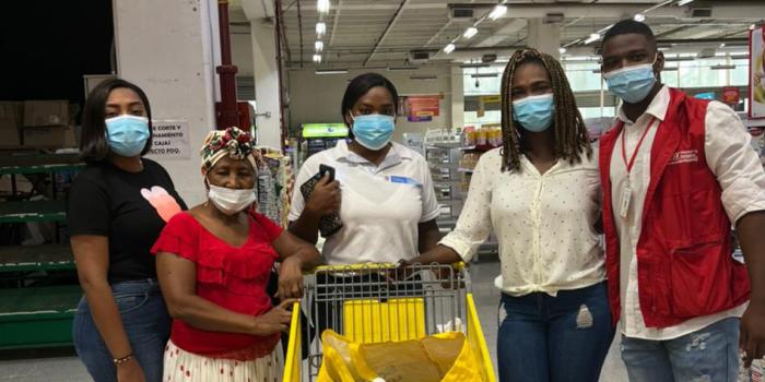 La Unidad gestiona mercados por 3 meses para 315 familias de Buenaventura Víctimas en evento en que la Unidad gestionó mercados para 315 personas con Alianza por la Solidaridad