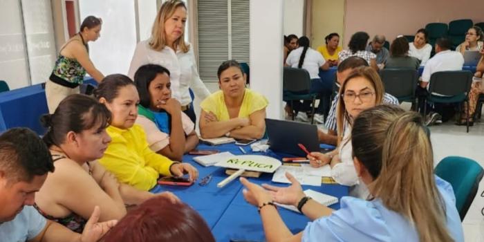 Víctimas del conflicto armado del Huila analizan sus propuestas para el Plan Nacional de Desarrollo. 