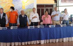 Voceros de la Unidad y la Mesa Nacional durante el encuentro de Santa Marta