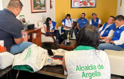 Funcionarios analizan la atención de afectados por atentado en Argelia