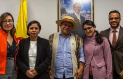 From left to right: Sonia Londoño, Unit for the Victims’ General Sub-director; Patricia Tobon Yagari, Unit for the Victims’ General Director; Giovanni Yule, Land Restitution Unit’s General Director; Aura Bolivar, Land Restitution Unit’s General Sub-director, and Diego Gruesso, DGI Director.