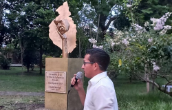 Escultura develada en Monterrey en memoria de víctimas de desaparición forzada