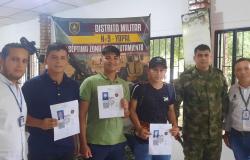 Jóvenes víctimas de Casanare reciben su libreta militar gratuita