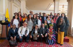 Bienvenida María Patricia (Tobón Yagarí) al Gobierno, ceremonia, que se llevó a cabo en el Salón Gobelinos de la Casa de Nariño