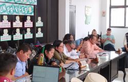 Mesa de diálogo con embera chamí en el Dovio, en la que participó la Unidad para las Víctimas